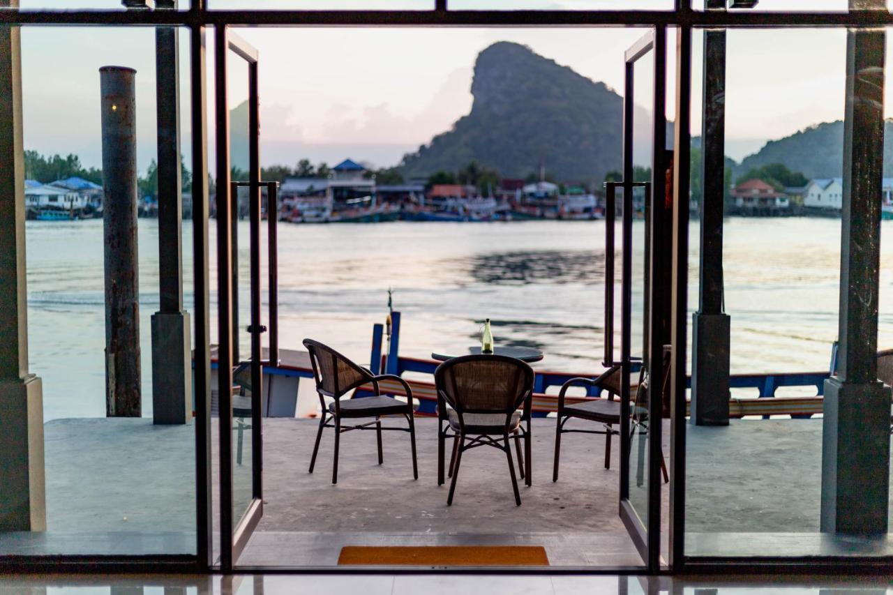 The Blue C Donsak Hotel Szuratthani Kültér fotó