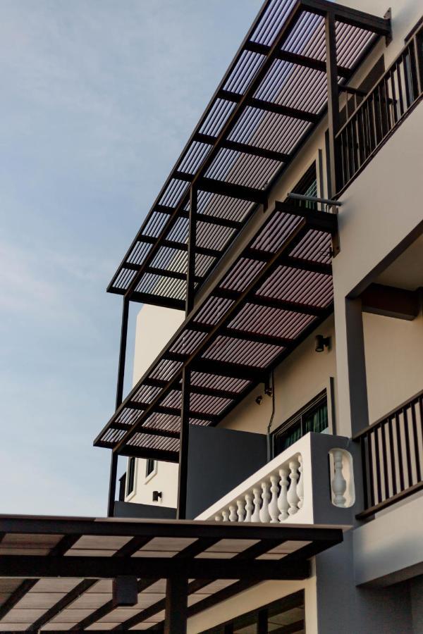 The Blue C Donsak Hotel Szuratthani Kültér fotó